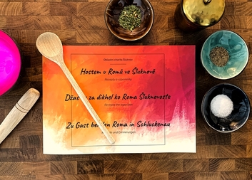 Hostem u Romů ve Šluknově